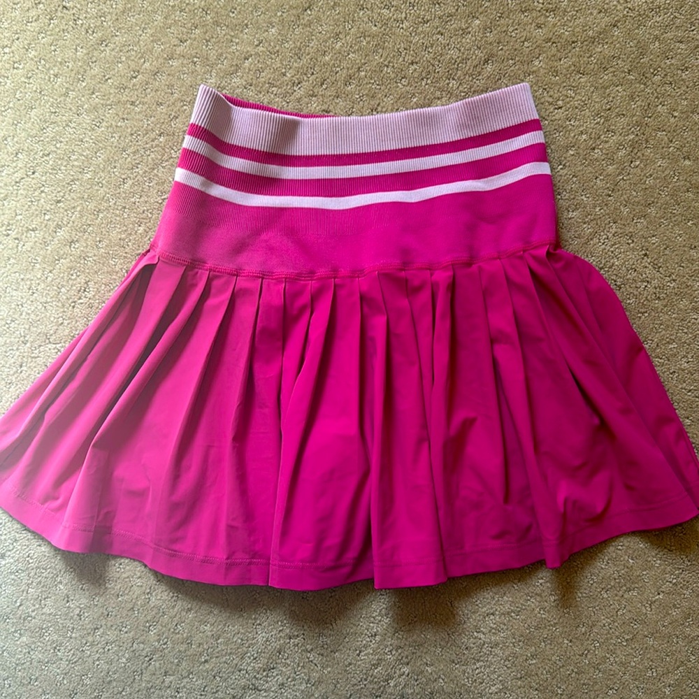 Wilson - Fuchsia Tennis Skirt, lightly worn